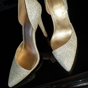 Badgley Mischka "Belle" vida glitter pumps